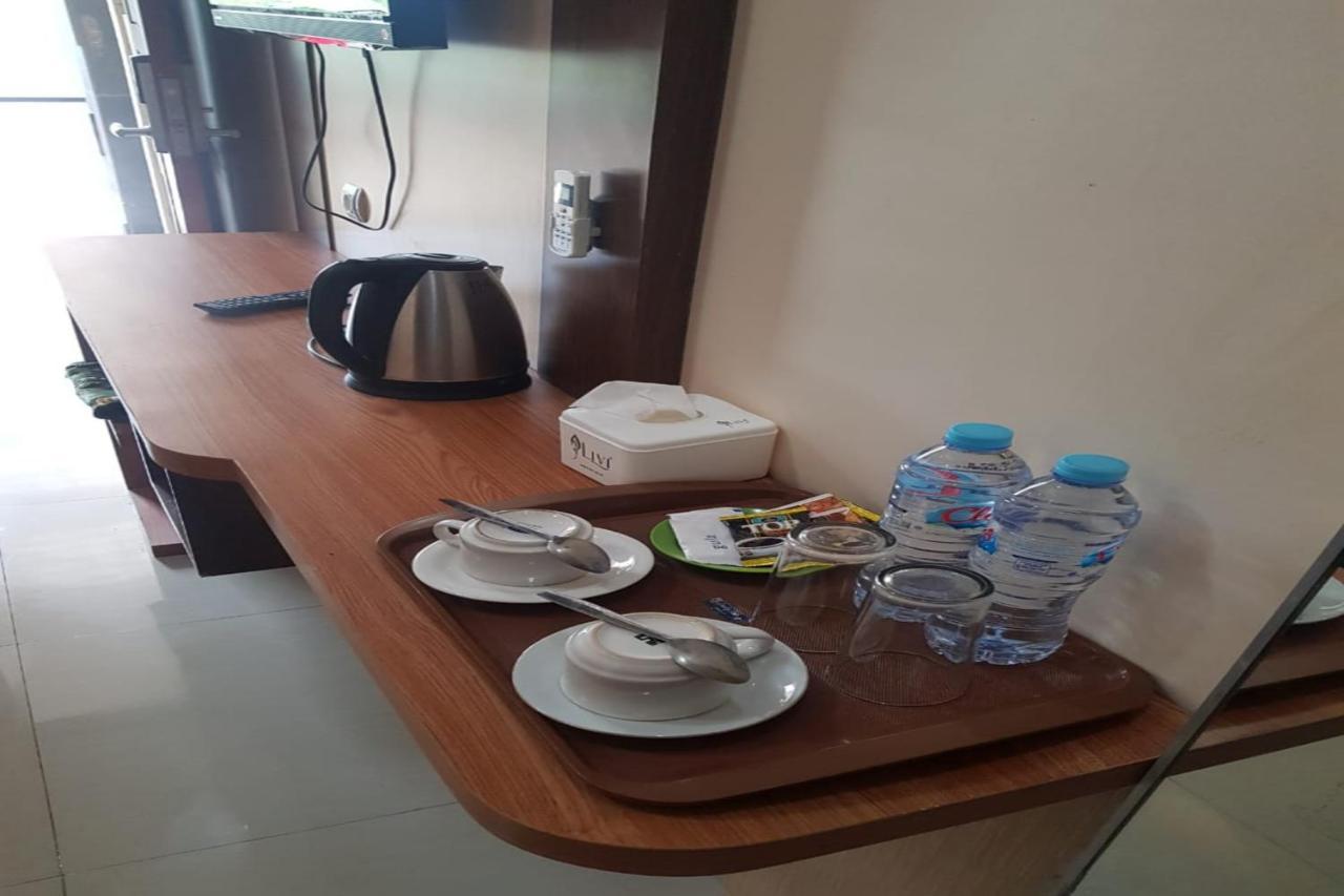 OYO 2671 Wisma Djaja Syariah Bojonegoro Bagian luar foto